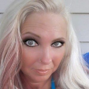 Meet your Posher, Nancy d